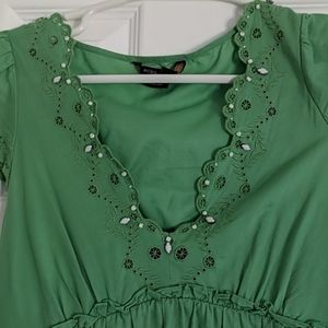 BCBG maxazria light green scalloped ruffle dress